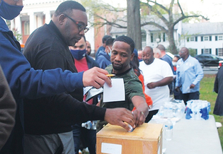 Thomas Breen/New Haven Independent