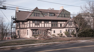 Mark Zurolo ’01MFA