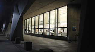 Mark Zurolo ’01MFA